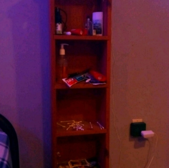 Shelf - Picture 1 of 2